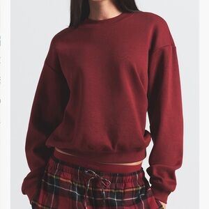 SKIMS Medium cotton fleece blend classic crewneck sweatshirt Merlot color